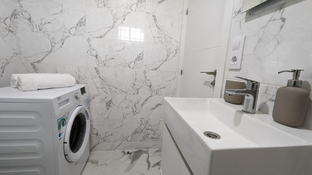 Acuarium Levante Beach Apartment 베니돔 외부 사진